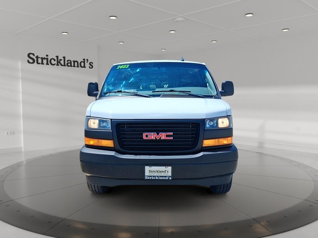 2023 GMC Savana Cargo 2500 135wb 2WD in Stratford, Ontario - 2 - w1024h768px