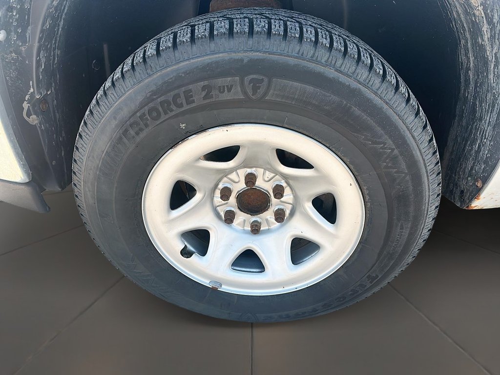 2013 GMC Sierra 1500 WT Reg Cab Standard Box 2WD 1SA in Stratford, Ontario - 6 - w1024h768px