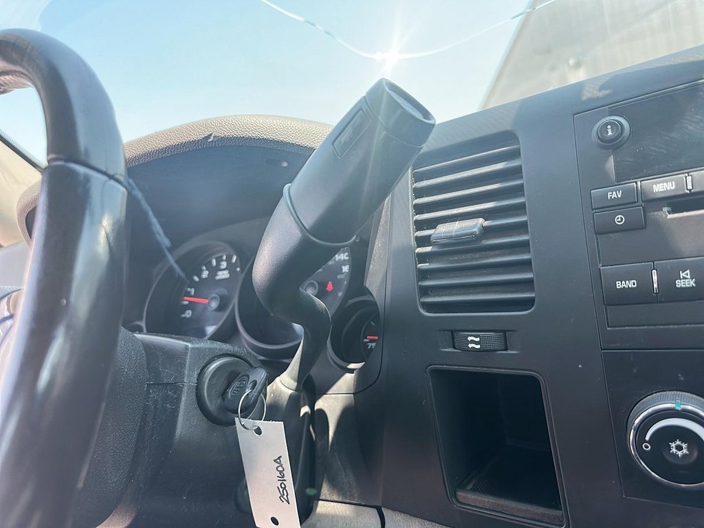 2013 GMC Sierra 1500 WT Reg Cab Standard Box 2WD 1SA in Stratford, Ontario - 13 - w1024h768px