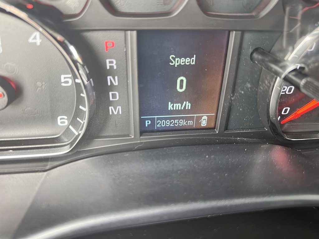 2016 GMC Sierra 1500 Double 4x4 SLE / Standard Box in Stratford, Ontario - 12 - w1024h768px