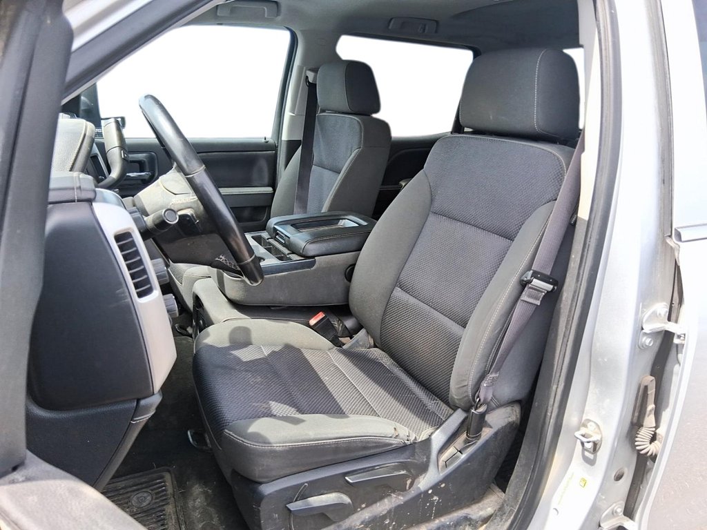 2016 GMC Sierra 1500 Crew 4x4 SLT / Standard Box in Stratford, Ontario - 7 - w1024h768px