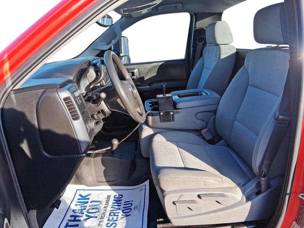 2017 GMC Sierra 1500 Reg 4x4 Base / Standard Box in Stratford, Ontario - 7 - w1024h768px