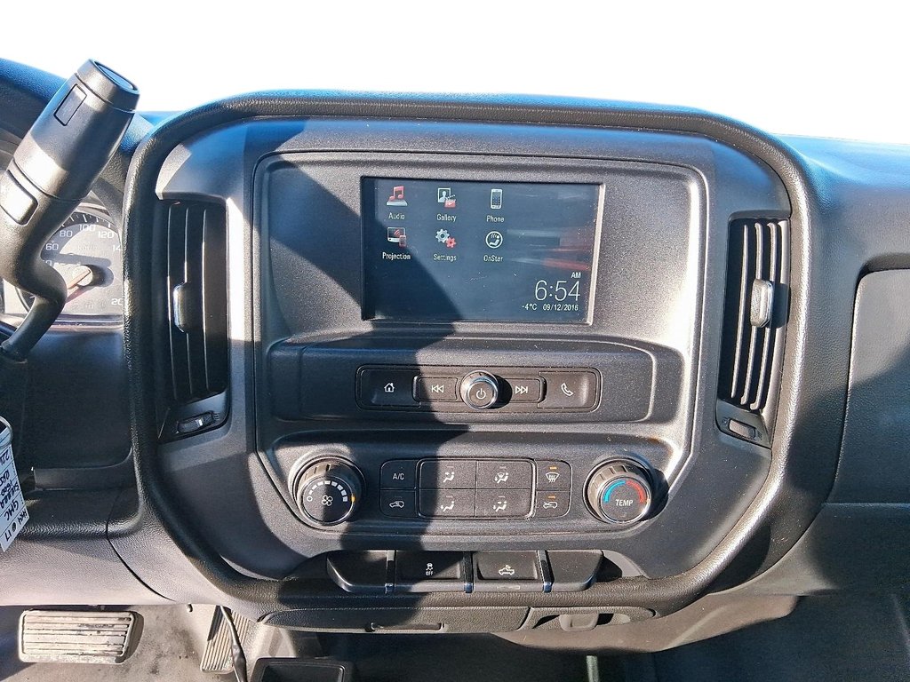 2017 GMC Sierra 1500 Reg 4x4 Base / Standard Box in Stratford, Ontario - 13 - w1024h768px