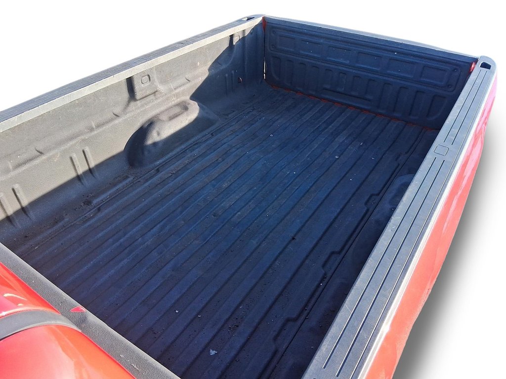 2017 GMC Sierra 1500 Reg 4x4 Base / Standard Box in Stratford, Ontario - 17 - w1024h768px