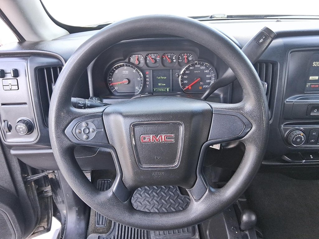 2017 GMC Sierra 1500 Double 4x4 SLE / Standard Box in Stratford, Ontario - 11 - w1024h768px