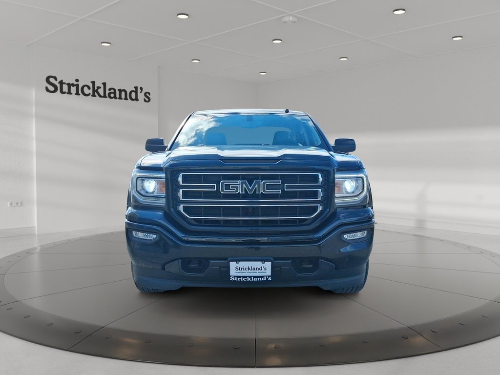 2017 GMC Sierra 1500 Double 4x4 SLE / Standard Box in Stratford, Ontario - 2 - w1024h768px