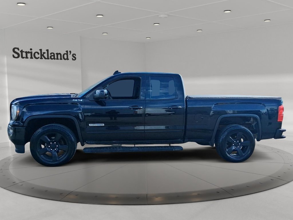 2017 GMC Sierra 1500 Double 4x4 SLE / Standard Box in Stratford, Ontario - 5 - w1024h768px