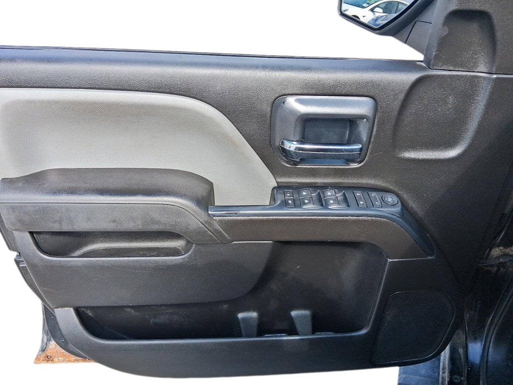 2017 GMC Sierra 1500 Double 4x4 SLE / Standard Box in Stratford, Ontario - 10 - w1024h768px