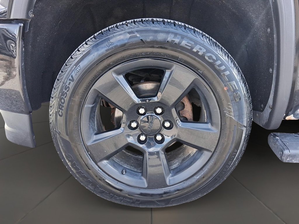 2017 GMC Sierra 1500 Double 4x4 SLE / Standard Box in Stratford, Ontario - 6 - w1024h768px