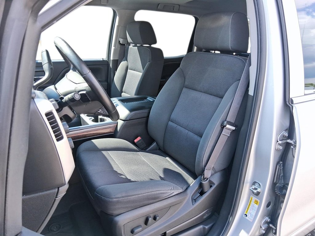 2017 GMC Sierra 1500 Crew 4x4 SLE / Short Box in Stratford, Ontario - 7 - w1024h768px