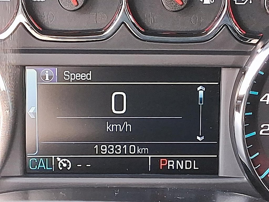 2017 GMC Sierra 1500 Crew 4x4 SLE / Short Box in Stratford, Ontario - 12 - w1024h768px