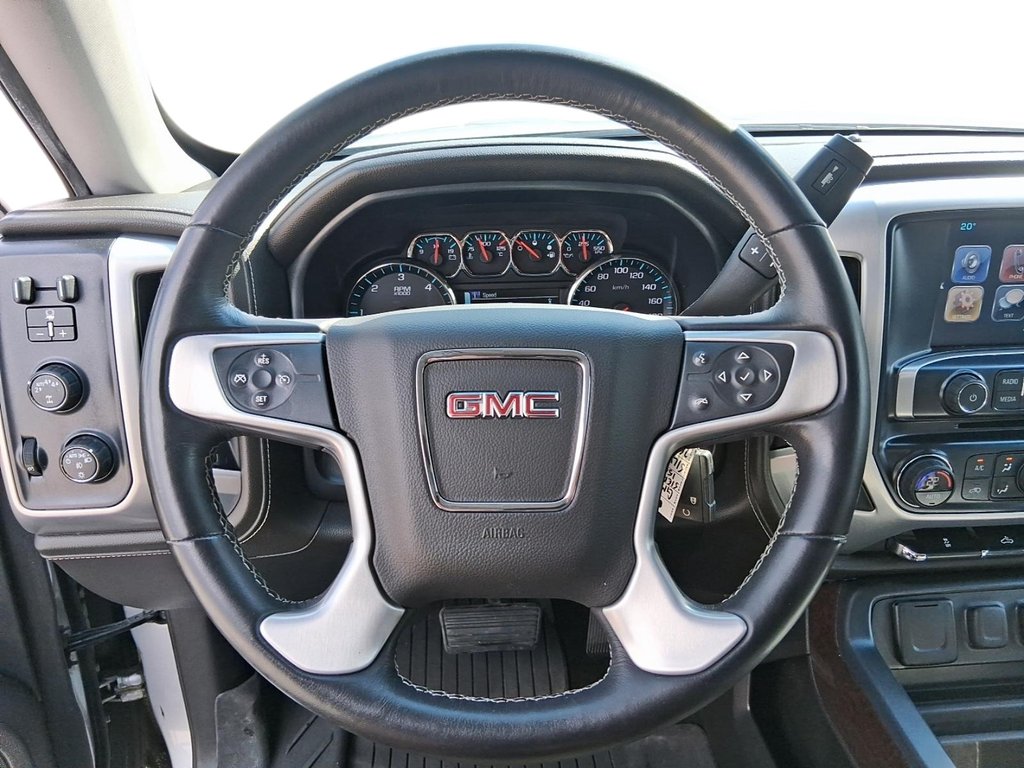 2017 GMC Sierra 1500 Crew 4x4 SLE / Short Box in Stratford, Ontario - 11 - w1024h768px