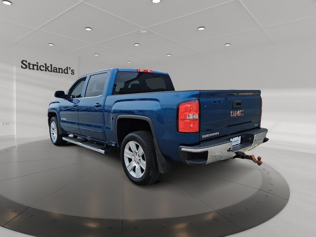 2018 GMC Sierra 1500 Crew 4x4 Base / Short Box in Stratford, Ontario - 4 - w1024h768px