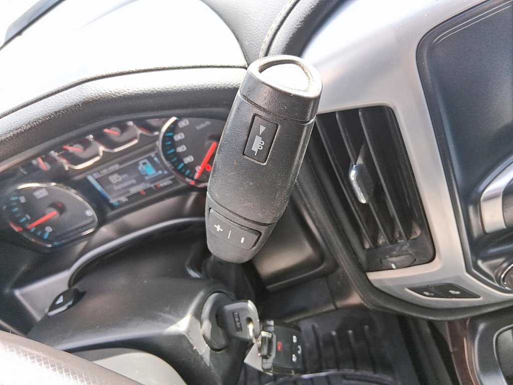 2018 GMC Sierra 1500 Double 4x4 SLE / Standard Box in Stratford, Ontario - 15 - w1024h768px