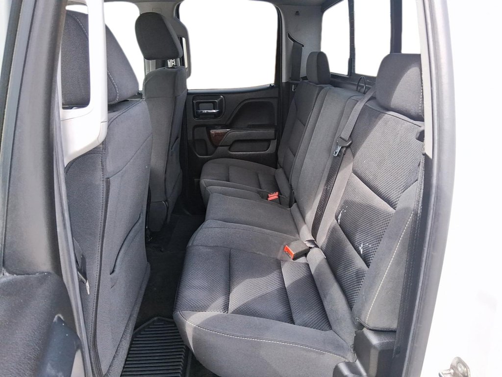 2018 GMC Sierra 1500 Double 4x4 SLE / Standard Box in Stratford, Ontario - 8 - w1024h768px