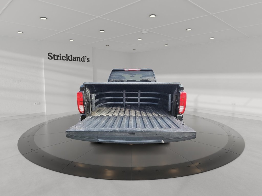 2020 GMC Sierra 1500 Crew Cab 4x4 Base Short Box in Stratford, Ontario - 15 - w1024h768px