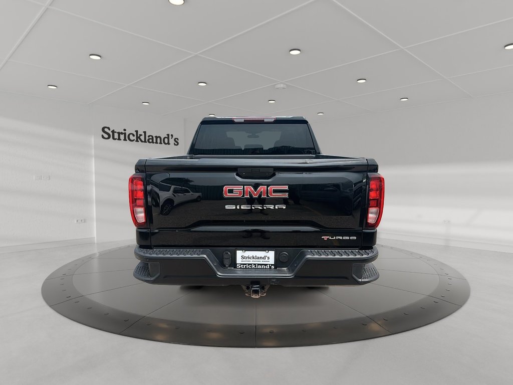 2021 GMC Sierra 1500 Crew Cab 4x4 Base Short Box in Stratford, Ontario - 3 - w1024h768px