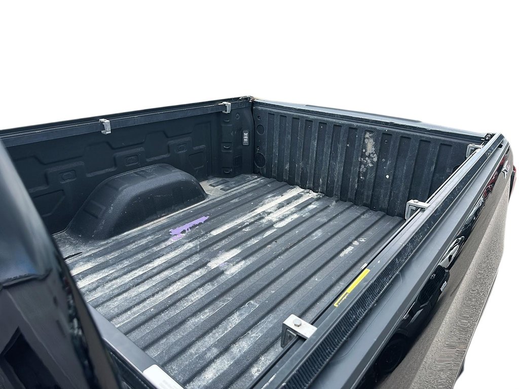 2021 GMC Sierra 1500 Crew Cab 4x4 Elevation Short Box in Stratford, Ontario - 15 - w1024h768px