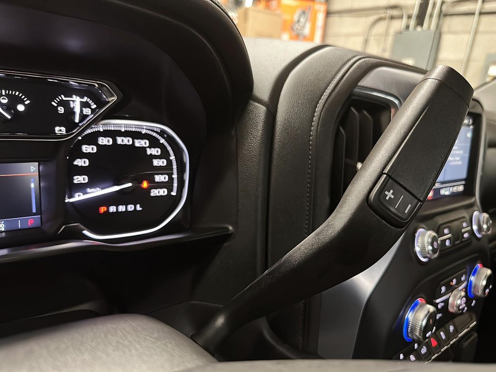 2021 GMC Sierra 1500 Crew Cab 4x4 Elevation Standard Box in Stratford, Ontario - 14 - w1024h768px