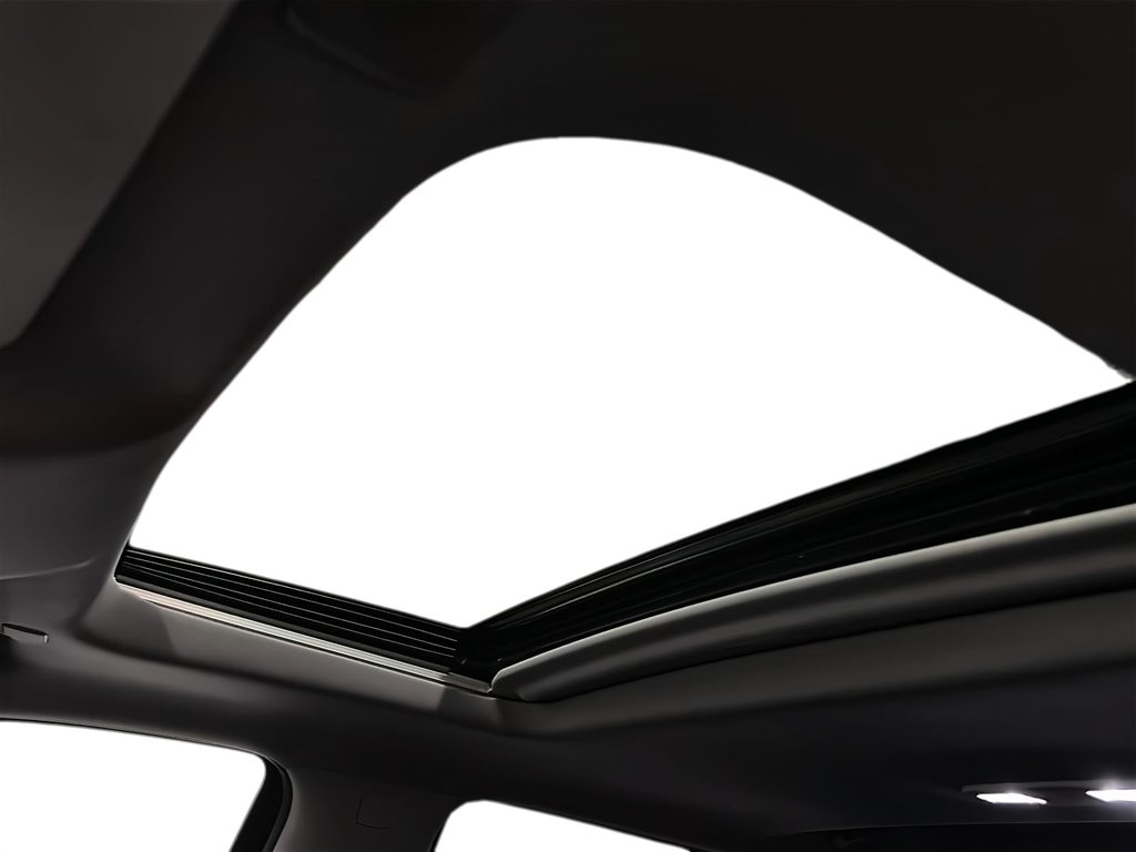 2021 GMC Sierra 1500 Crew Cab 4x4 Elevation Standard Box in Stratford, Ontario - 17 - w1024h768px