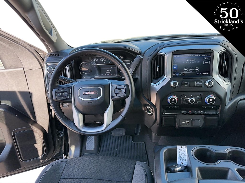 2022  Sierra 1500 Ltd Double Cab 4x4 Base Standard Box in Stratford, Ontario - 9 - w1024h768px