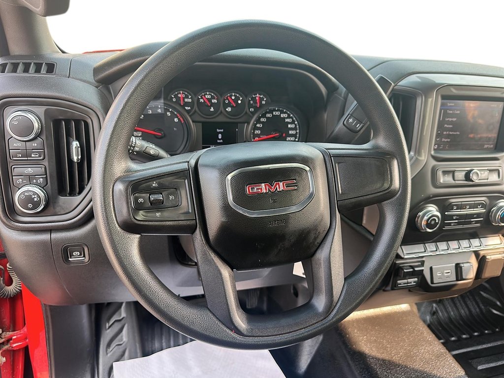 2022 GMC Sierra 1500 Ltd Regular Cab 4x4 Base Long Box in Stratford, Ontario - 10 - w1024h768px