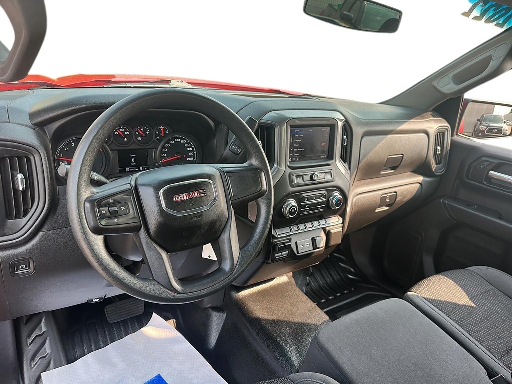 2022 GMC Sierra 1500 Ltd Regular Cab 4x4 Base Long Box in Stratford, Ontario - 8 - w1024h768px