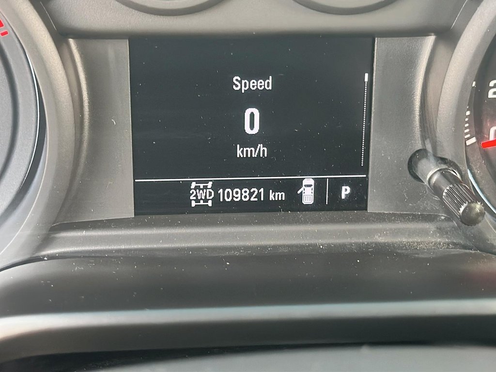 2022 GMC Sierra 1500 Ltd Regular Cab 4x4 Base Long Box in Stratford, Ontario - 11 - w1024h768px