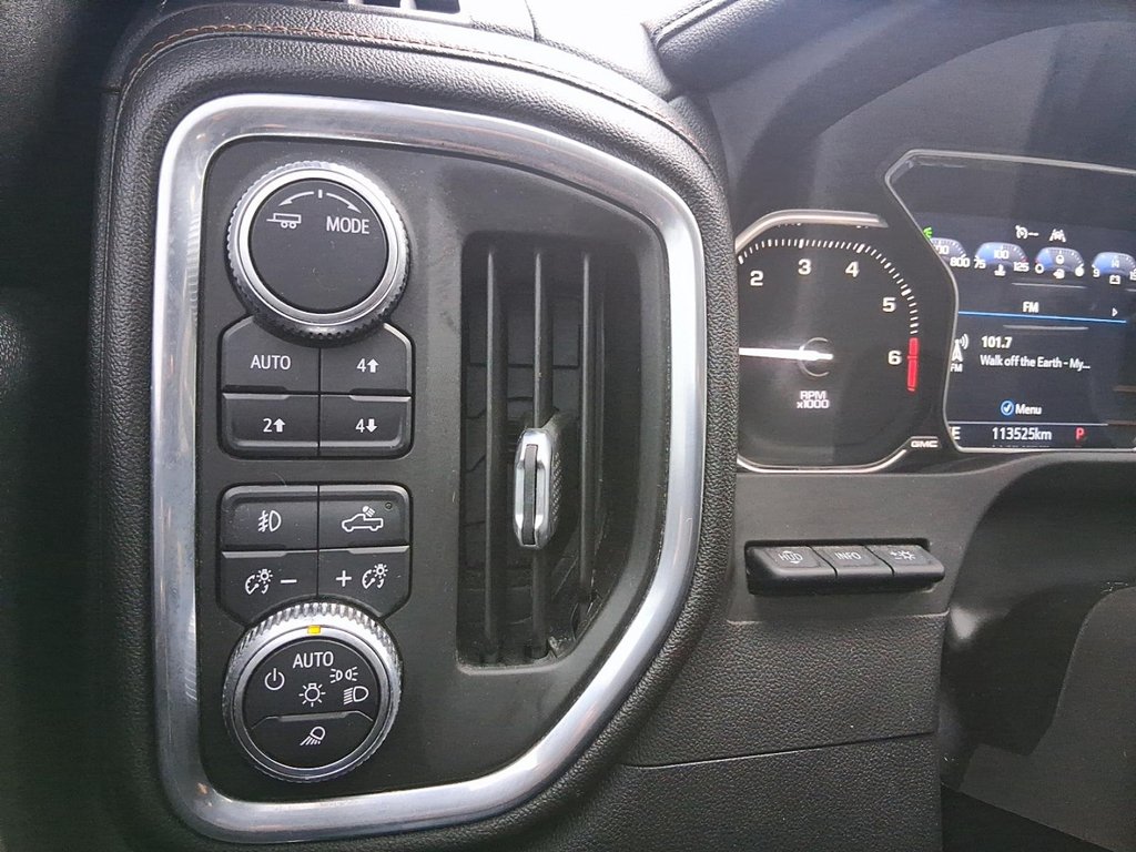 2022 GMC Sierra 1500 Ltd Crew Cab 4x4 At4 Standard Box in Stratford, Ontario - 16 - w1024h768px