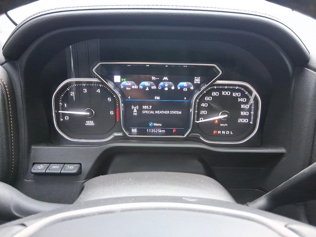 2022 GMC Sierra 1500 Ltd Crew Cab 4x4 At4 Standard Box in Stratford, Ontario - 13 - w1024h768px
