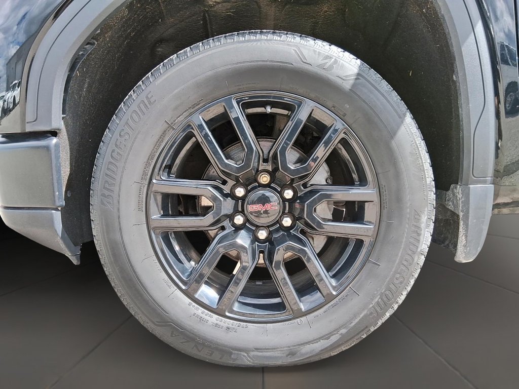 2022 GMC Sierra 1500 Ltd Crew Cab 4x4 Base Short Box in Stratford, Ontario - 6 - w1024h768px