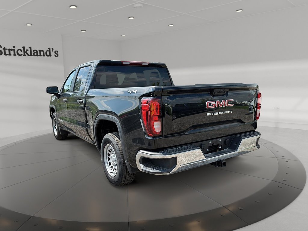 2023  Sierra 1500 Crew Cab 4x4 Base Short Box in Stratford, Ontario - 4 - w1024h768px