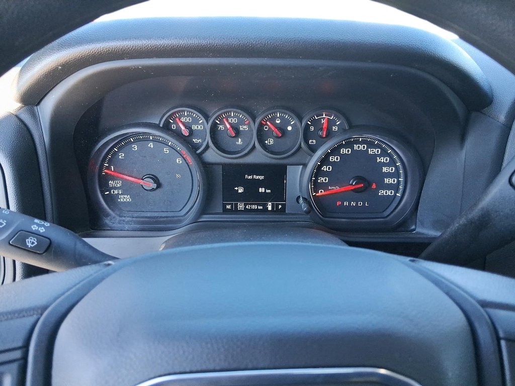 2023 GMC Sierra 1500 Crew Cab 4x4 PRO Standard Box in Stratford, Ontario - 14 - w1024h768px