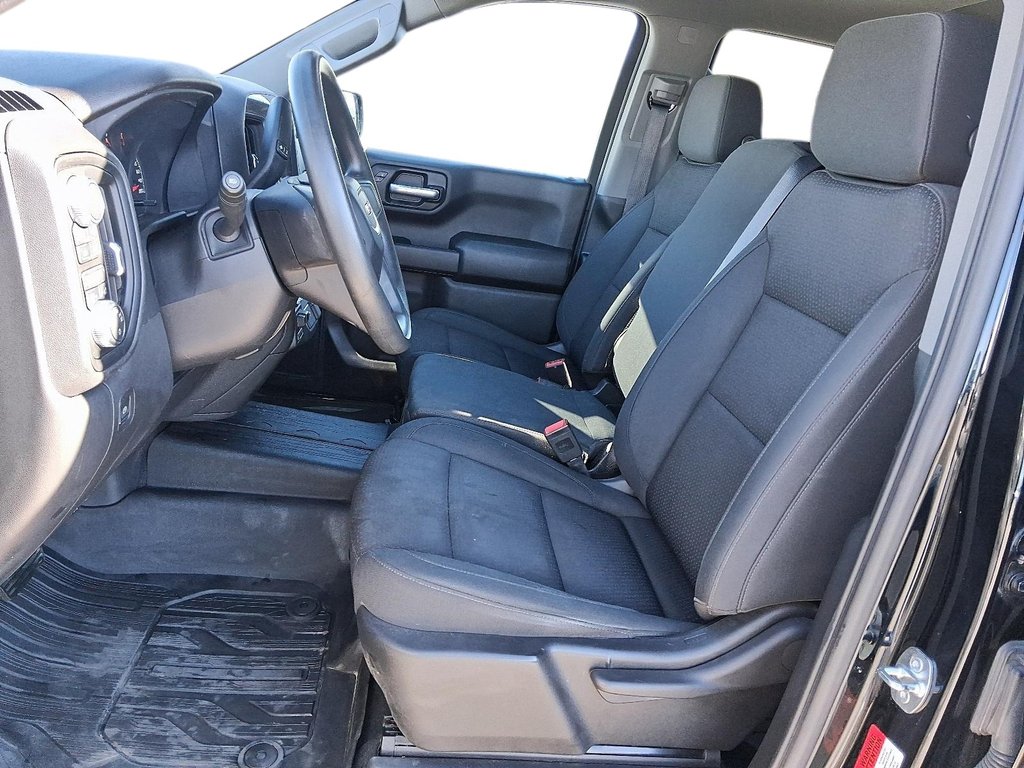 2023 GMC Sierra 1500 Crew Cab 4x4 PRO Standard Box in Stratford, Ontario - 7 - w1024h768px