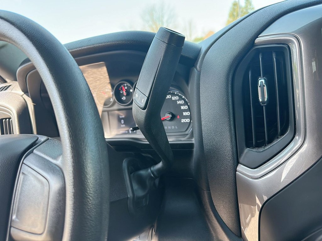 2024 GMC Sierra 1500 Regular Cab Long Box 2-Wheel Drive Pro in Stratford, Ontario - 12 - w1024h768px