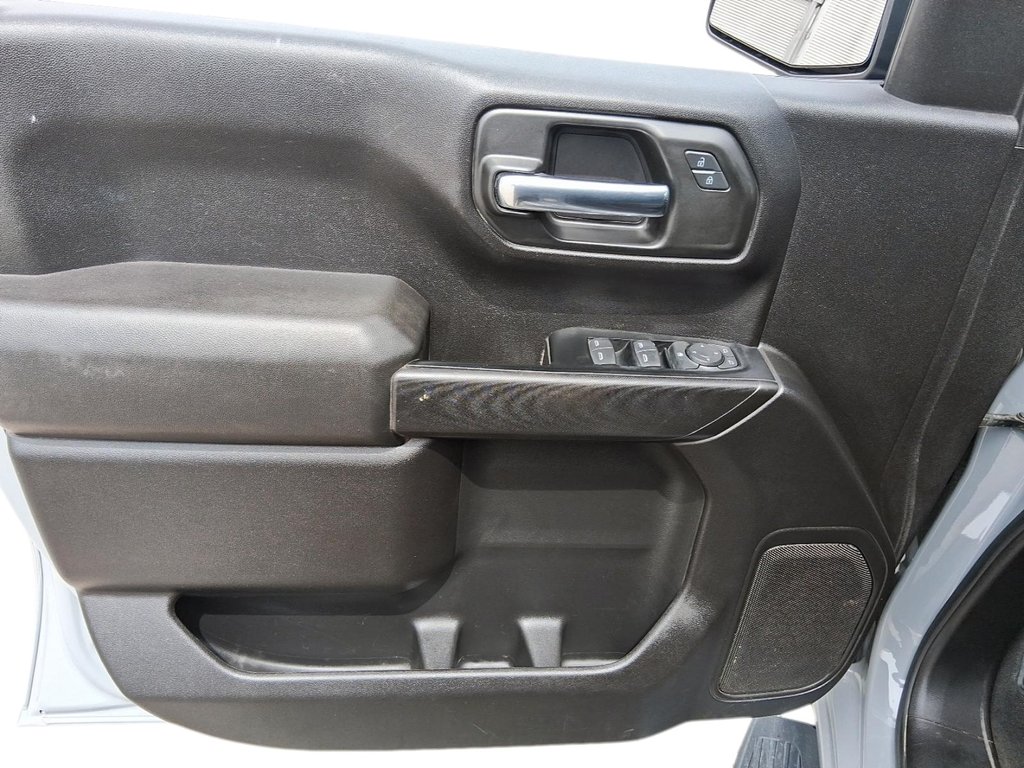 2024 GMC Sierra 1500 Crew Cab Standard Box 4-Wheel Drive Pro in Stratford, Ontario - 12 - w1024h768px