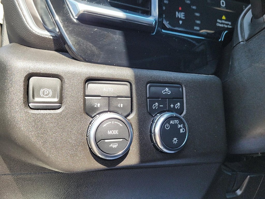 2024 GMC Sierra 1500 Crew Cab Short Box 4-Wheel Drive SLE in Stratford, Ontario - 15 - w1024h768px