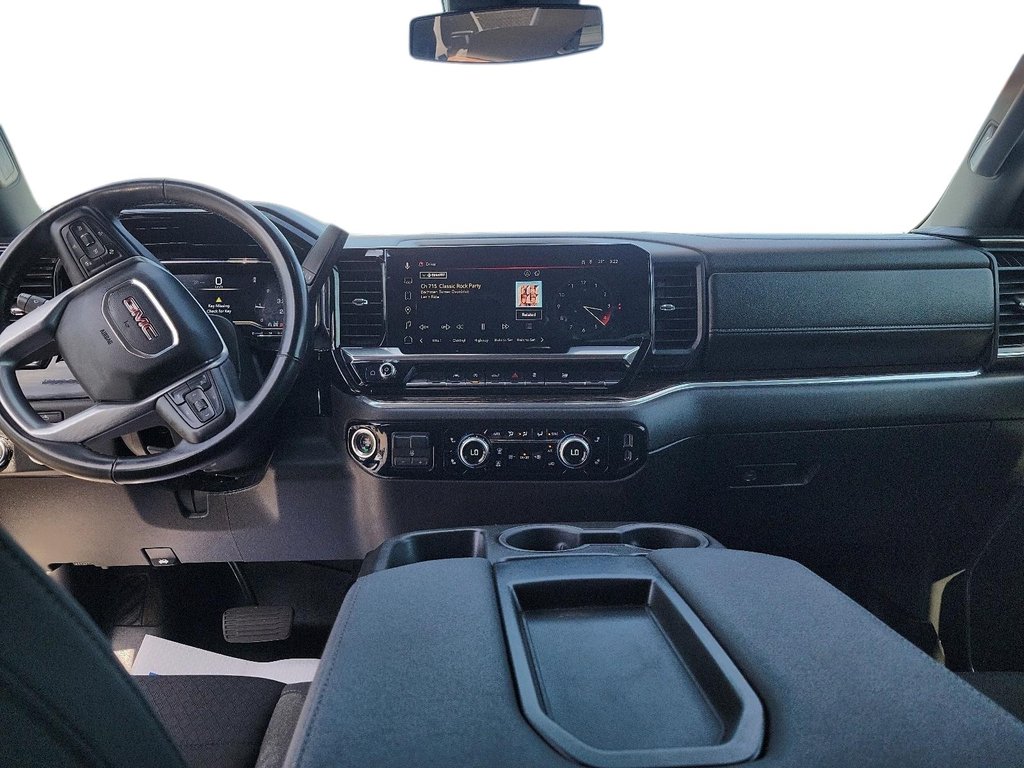 2024 GMC Sierra 1500 Crew Cab Short Box 4-Wheel Drive SLE in Stratford, Ontario - 9 - w1024h768px