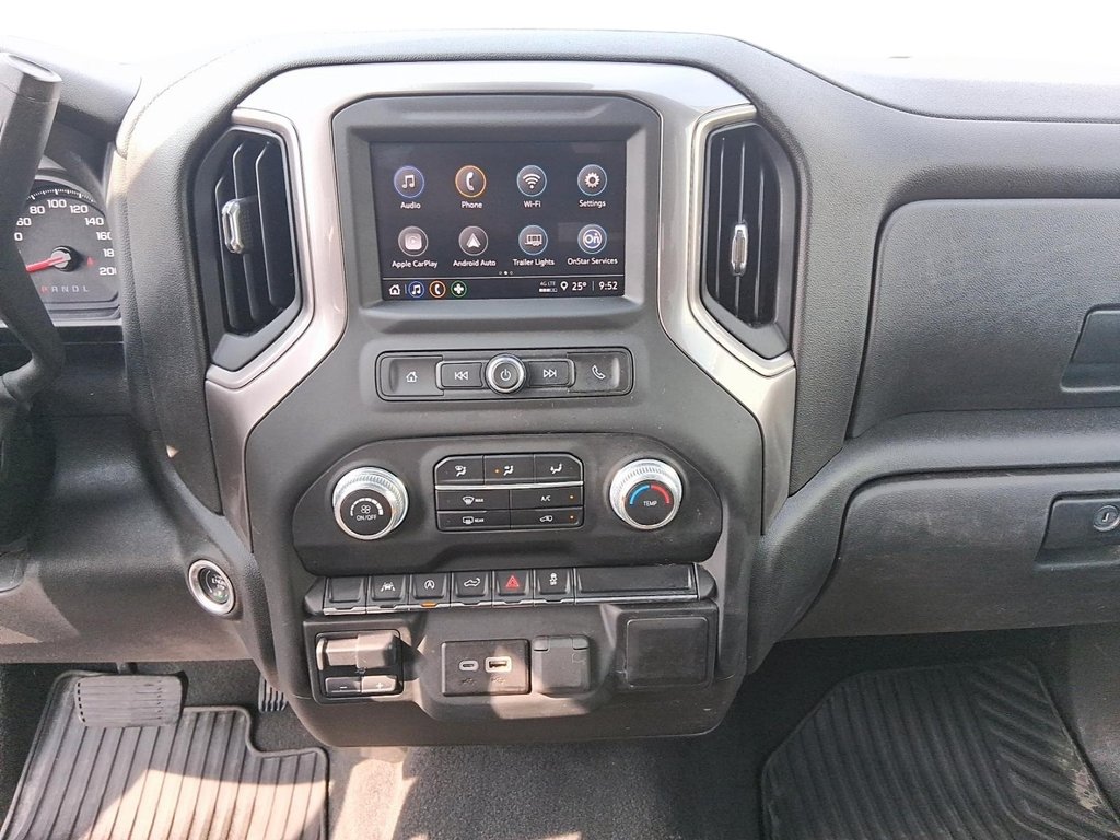 2024 GMC Sierra 1500 Crew Cab Standard Box 4-Wheel Drive Pro in Stratford, Ontario - 15 - w1024h768px