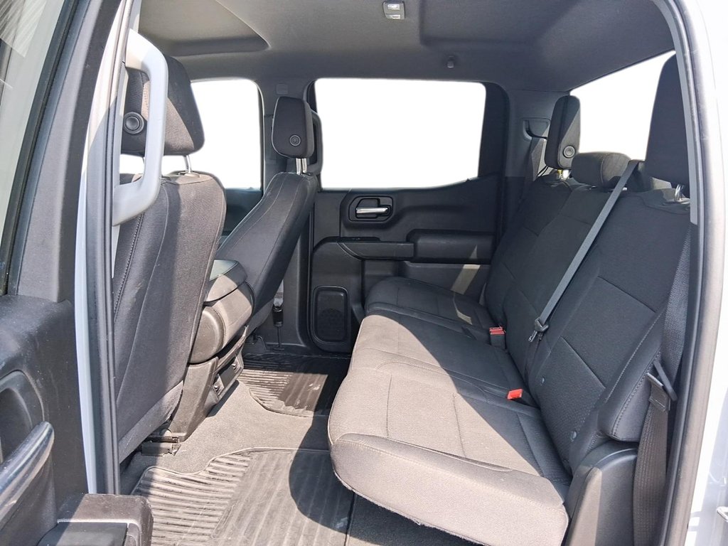 2024 GMC Sierra 1500 Crew Cab Standard Box 4-Wheel Drive Pro in Stratford, Ontario - 9 - w1024h768px