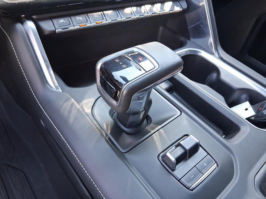 2024 GMC Sierra 1500 Crew Cab Short Box 4-Wheel Drive Denali Ultimate in Stratford, Ontario - 16 - w1024h768px