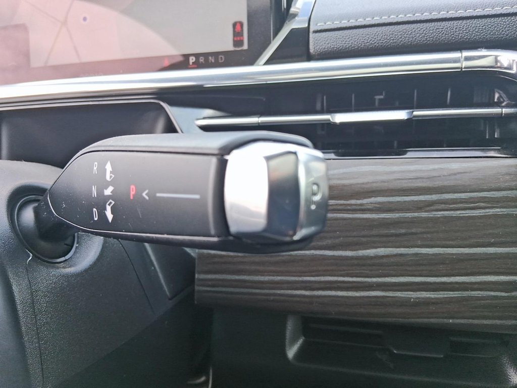 2025 GMC Sierra EV e4WD Crew Cab MAX Range Denali in Stratford, Ontario - 16 - w1024h768px