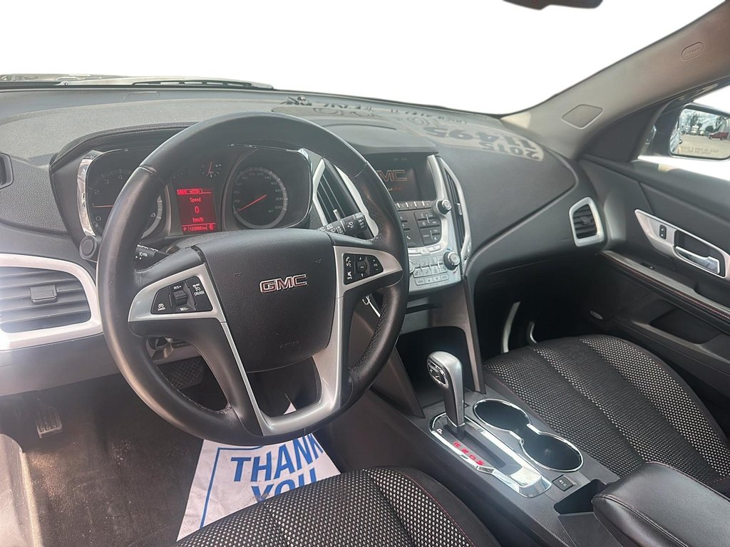 2015 GMC Terrain FWD SLE-2 in Stratford, Ontario - 9 - w1024h768px