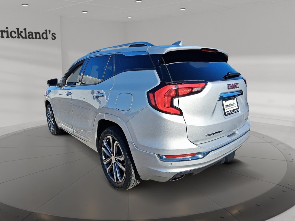 2020 GMC Terrain AWD Denali in Stratford, Ontario - 4 - w1024h768px