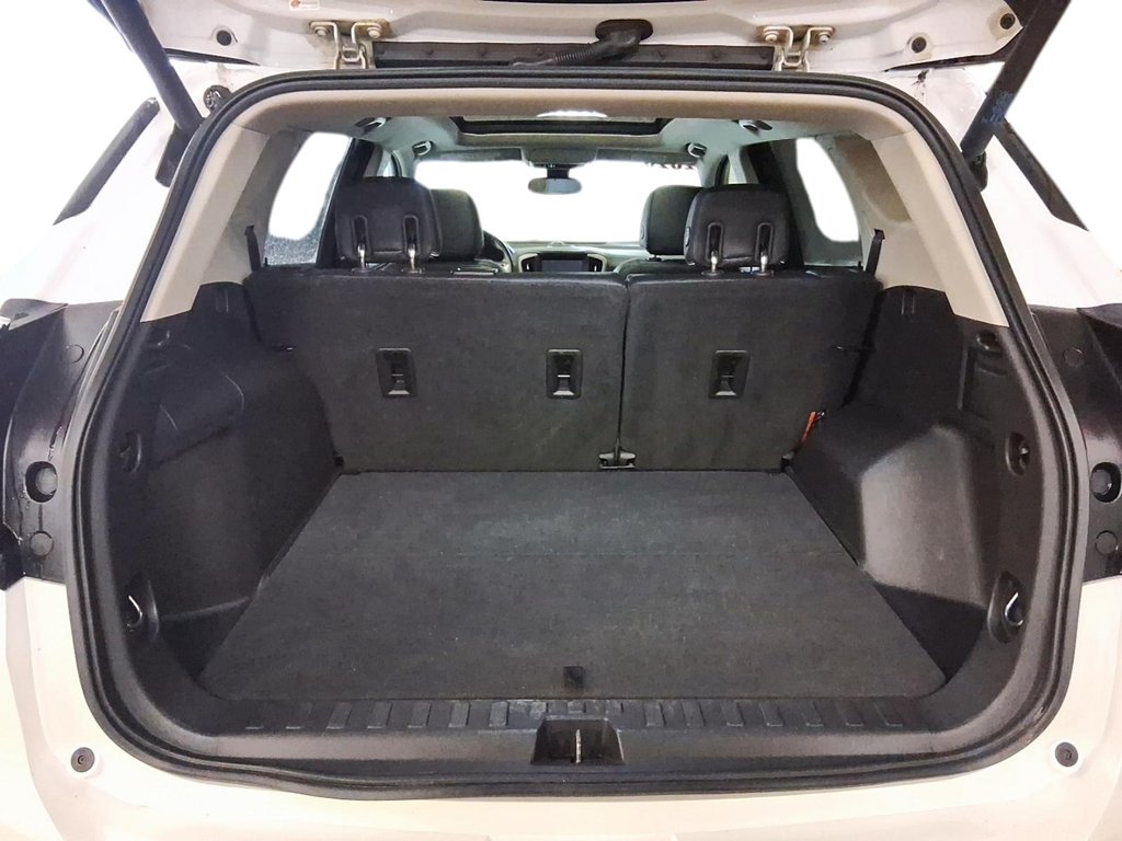 2020 GMC Terrain AWD Denali in Stratford, Ontario - 6 - w1024h768px