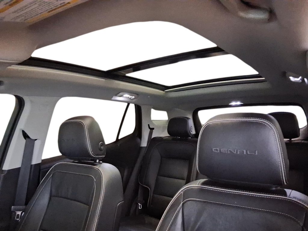 2020 GMC Terrain AWD Denali in Stratford, Ontario - 18 - w1024h768px