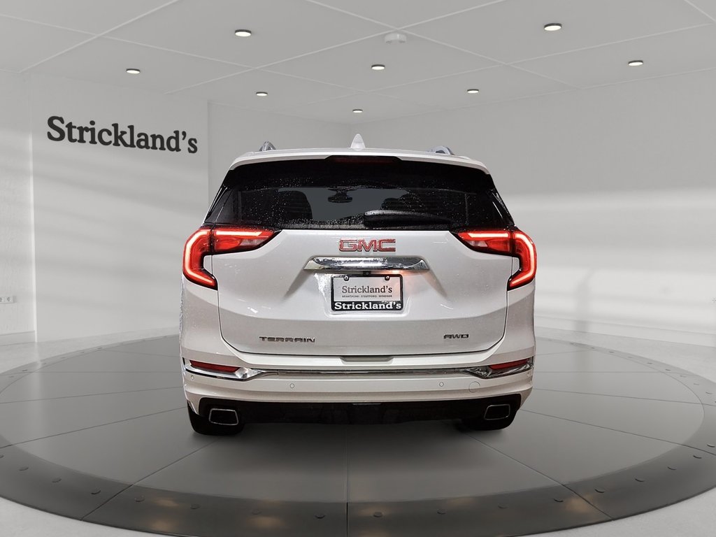 2020 GMC Terrain AWD Denali in Stratford, Ontario - 3 - w1024h768px