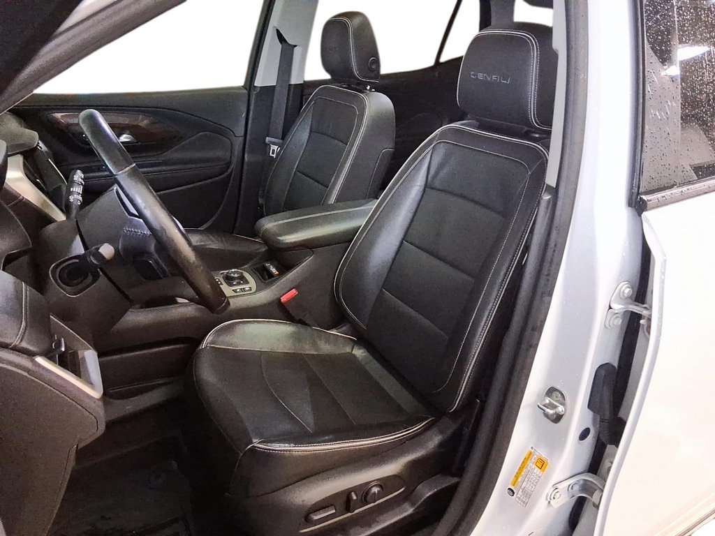 2020 GMC Terrain AWD Denali in Stratford, Ontario - 8 - w1024h768px