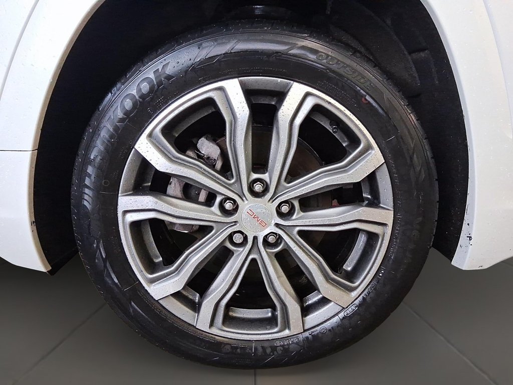 2020 GMC Terrain AWD Denali in Stratford, Ontario - 7 - w1024h768px