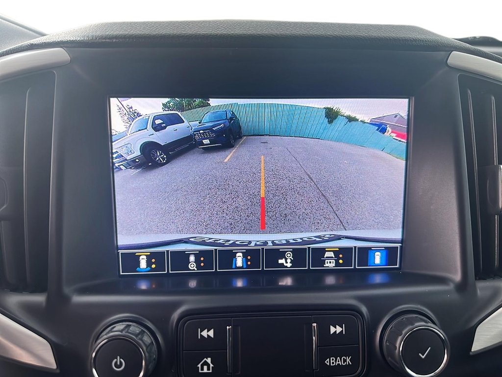 2022 GMC Terrain SLT AWD in Stratford, Ontario - 16 - w1024h768px
